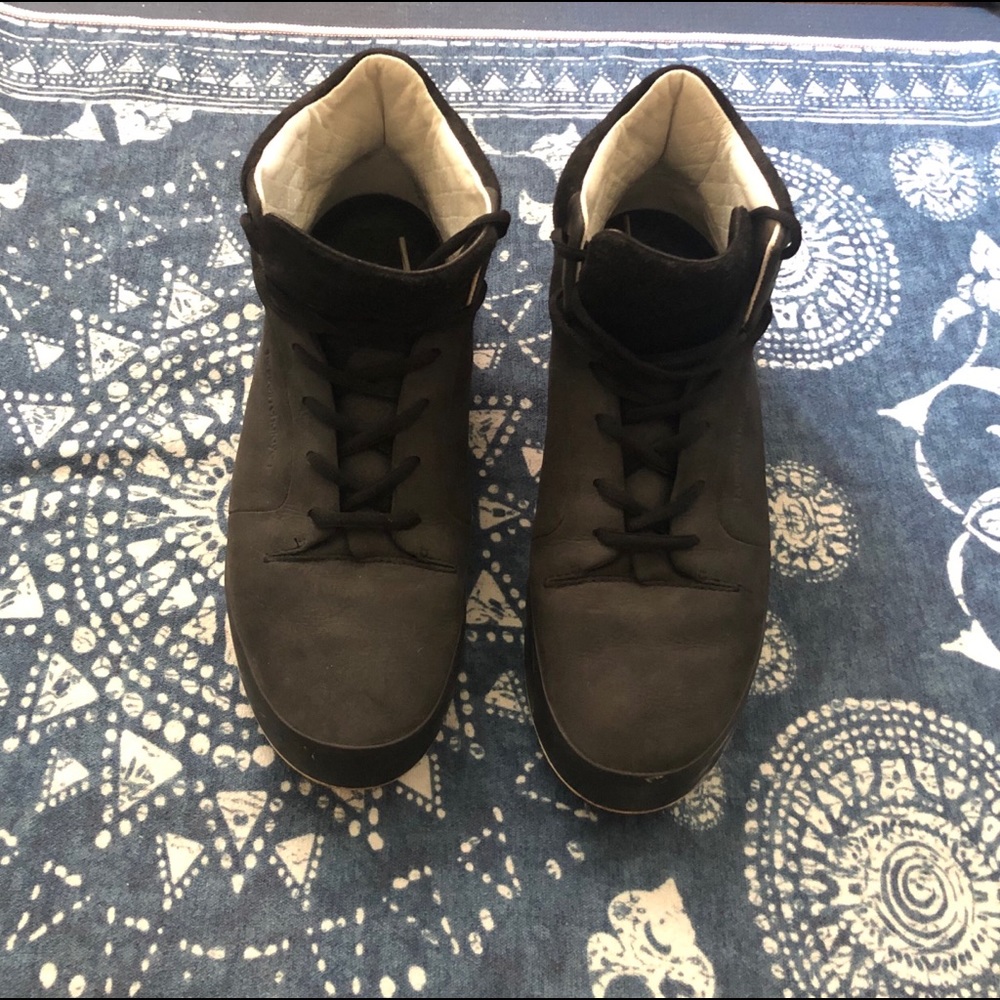 Puma high top sneakers kicks limited edition US 9